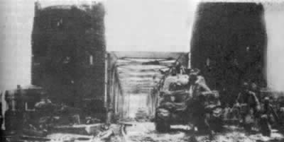 美军横渡莱茵河(转自:历史上的今天。com)