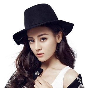 迪丽热巴·迪力木拉提的英文名