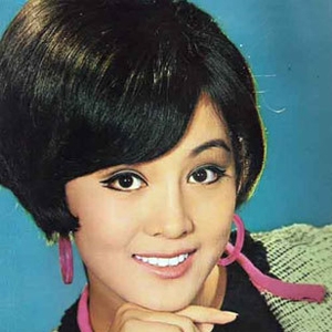 何莉莉的英文名